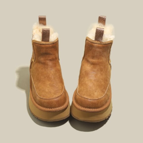 Ugg mini - Picture 1 of 4